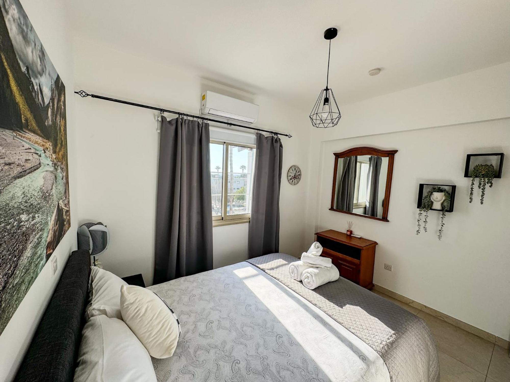 1B Seaside Orchid, Sea, Center Apartment Paphos ภายนอก รูปภาพ