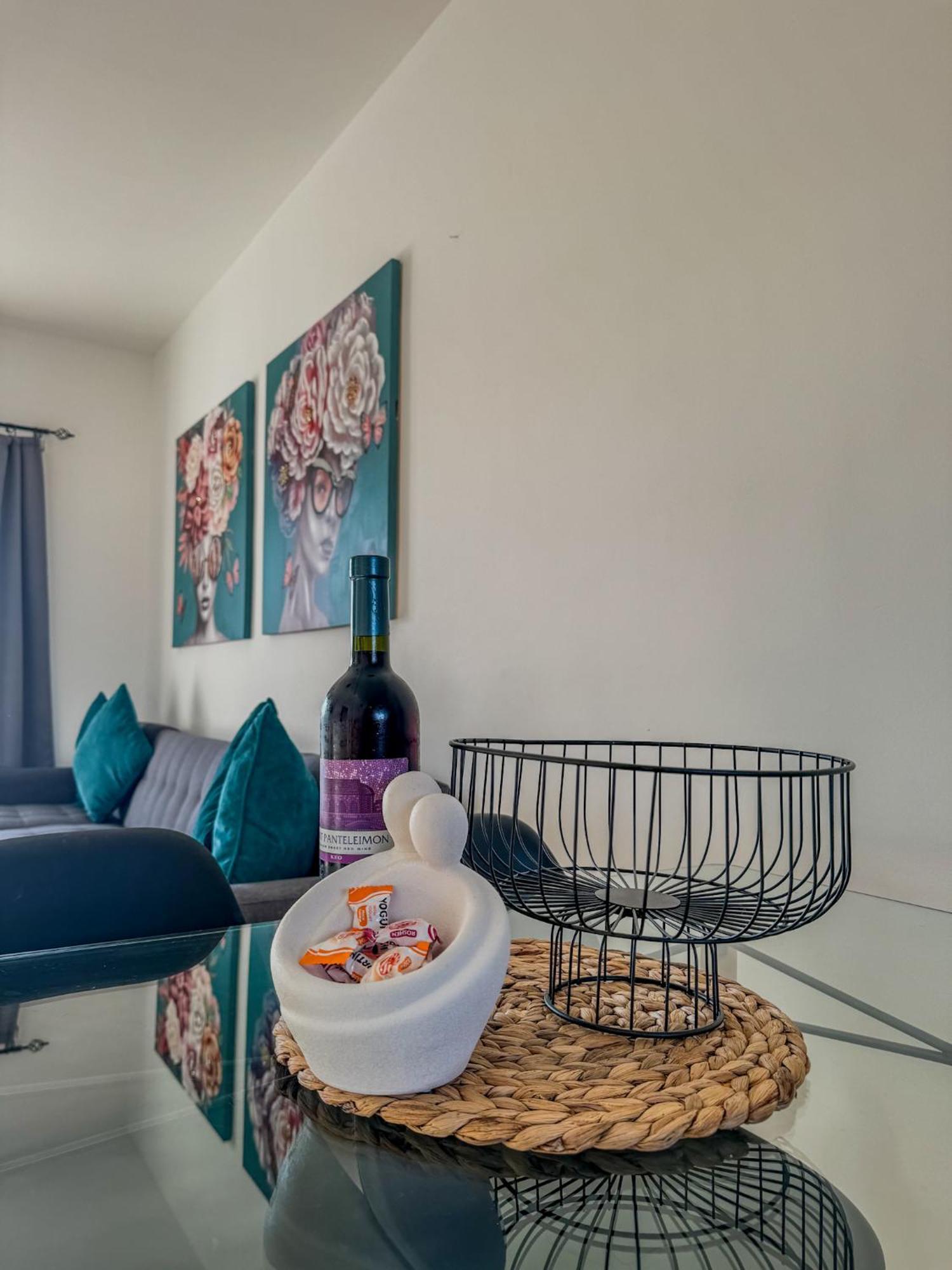 1B Seaside Orchid, Sea, Center Apartment Paphos ภายนอก รูปภาพ